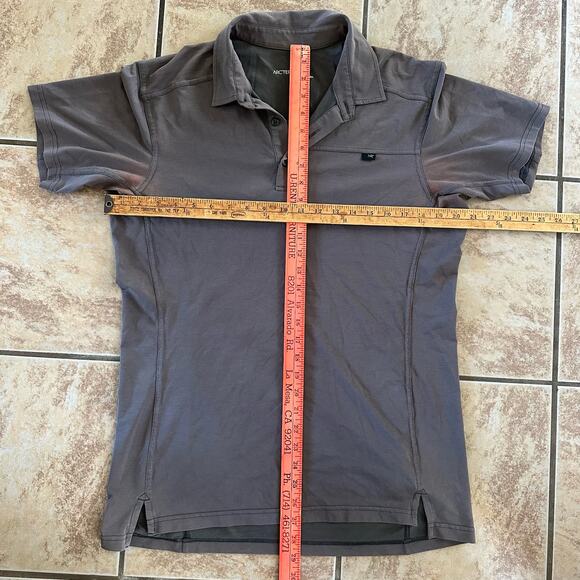 Arc’teryx Relax Fit Short Sleeve Polo Shirt Gray Size Medium ** Read Description - Picture 12 of 12